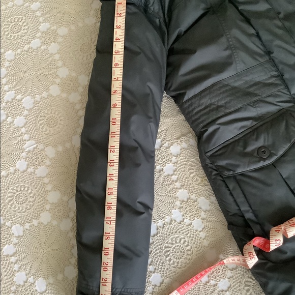 MEC | Women’s down parka - Picture 8 of 9